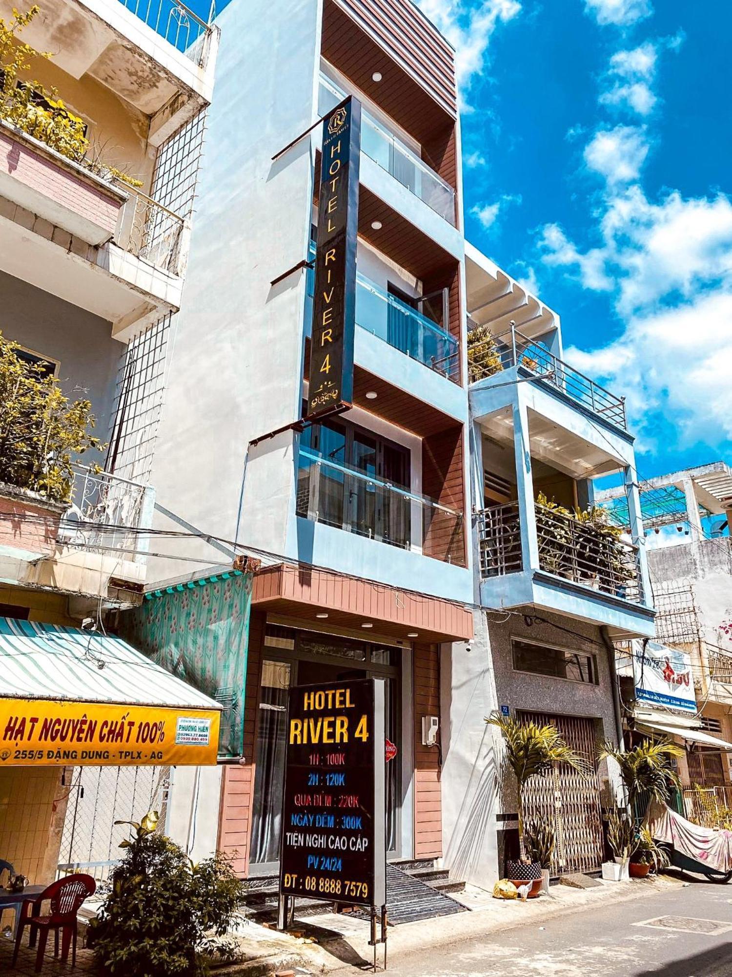 River Hotel 4 Long Xuyên 外观 照片